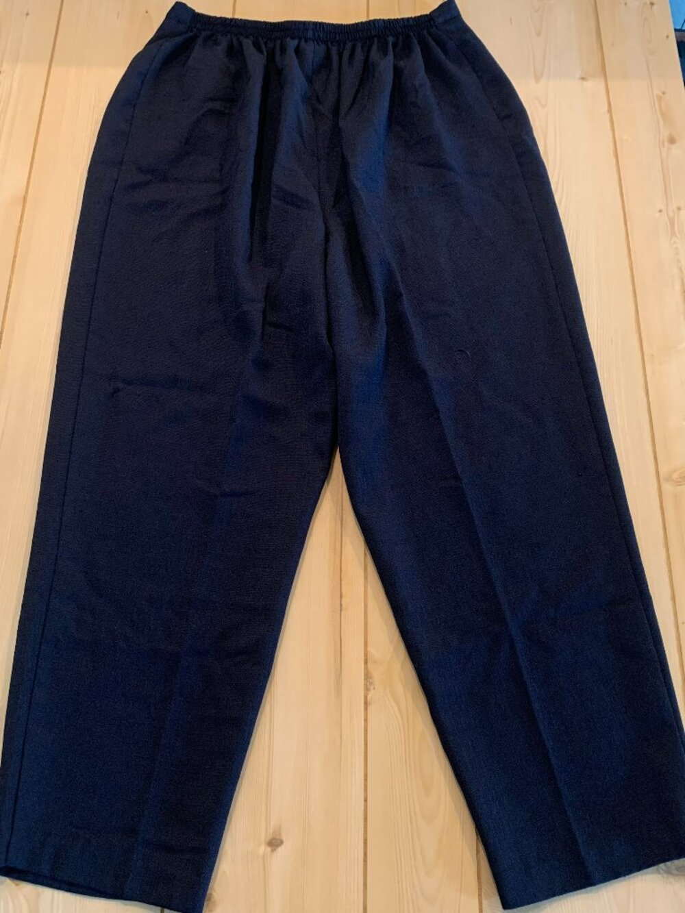 Vintage Y2K Officer Gentleman Retro Pleated Wide Leg Casual Dress Pants 32/32